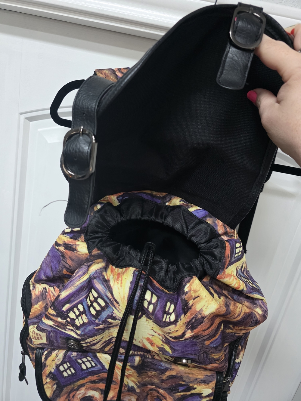 Doctor Who Exploding TARDIS Slouch Backpack - Picture 7 of 12